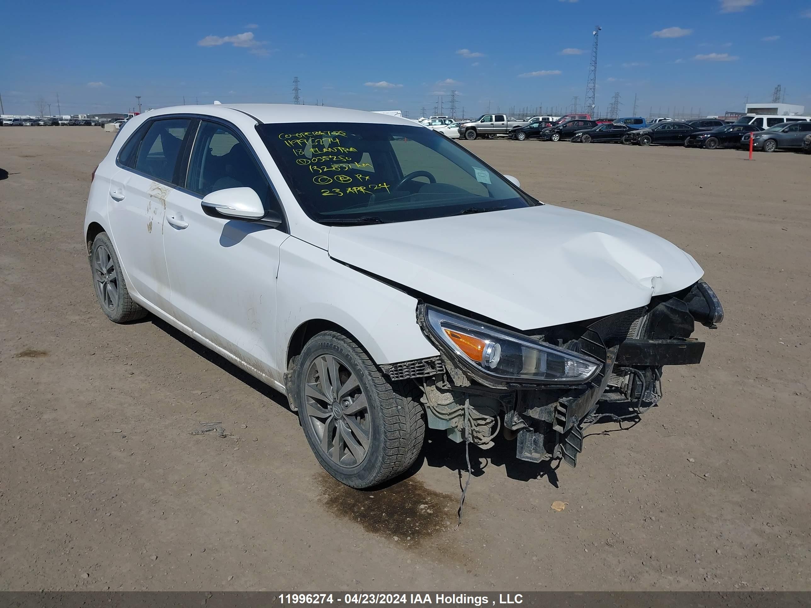 HYUNDAI ELANTRA 2018 kmhh35le3ju035250