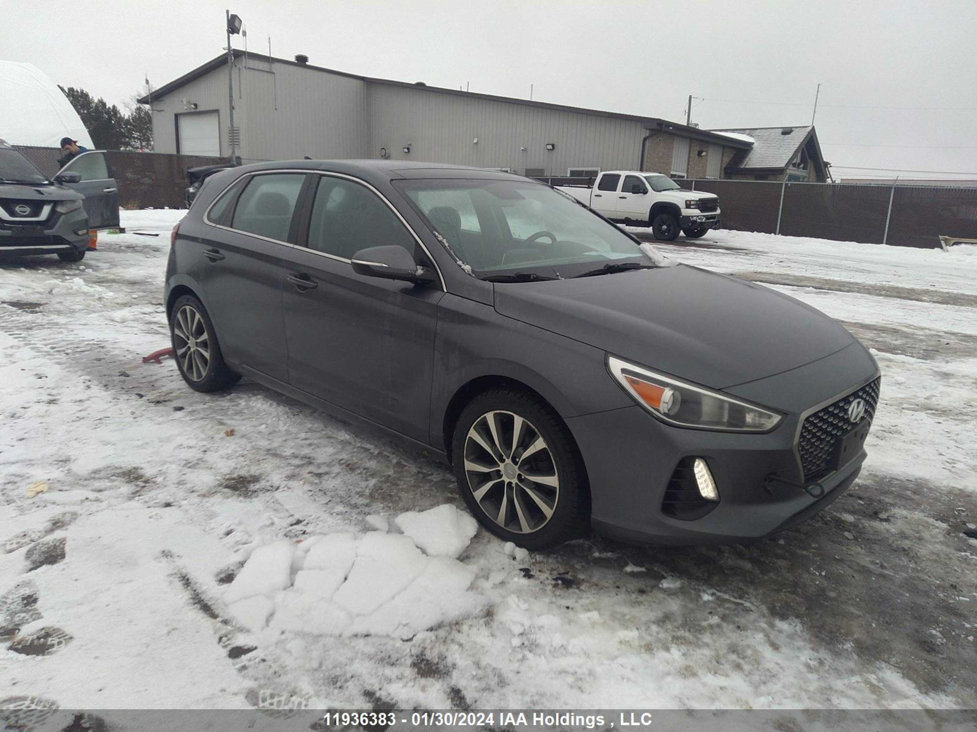 HYUNDAI ELANTRA 2018 kmhh35le5ju018093