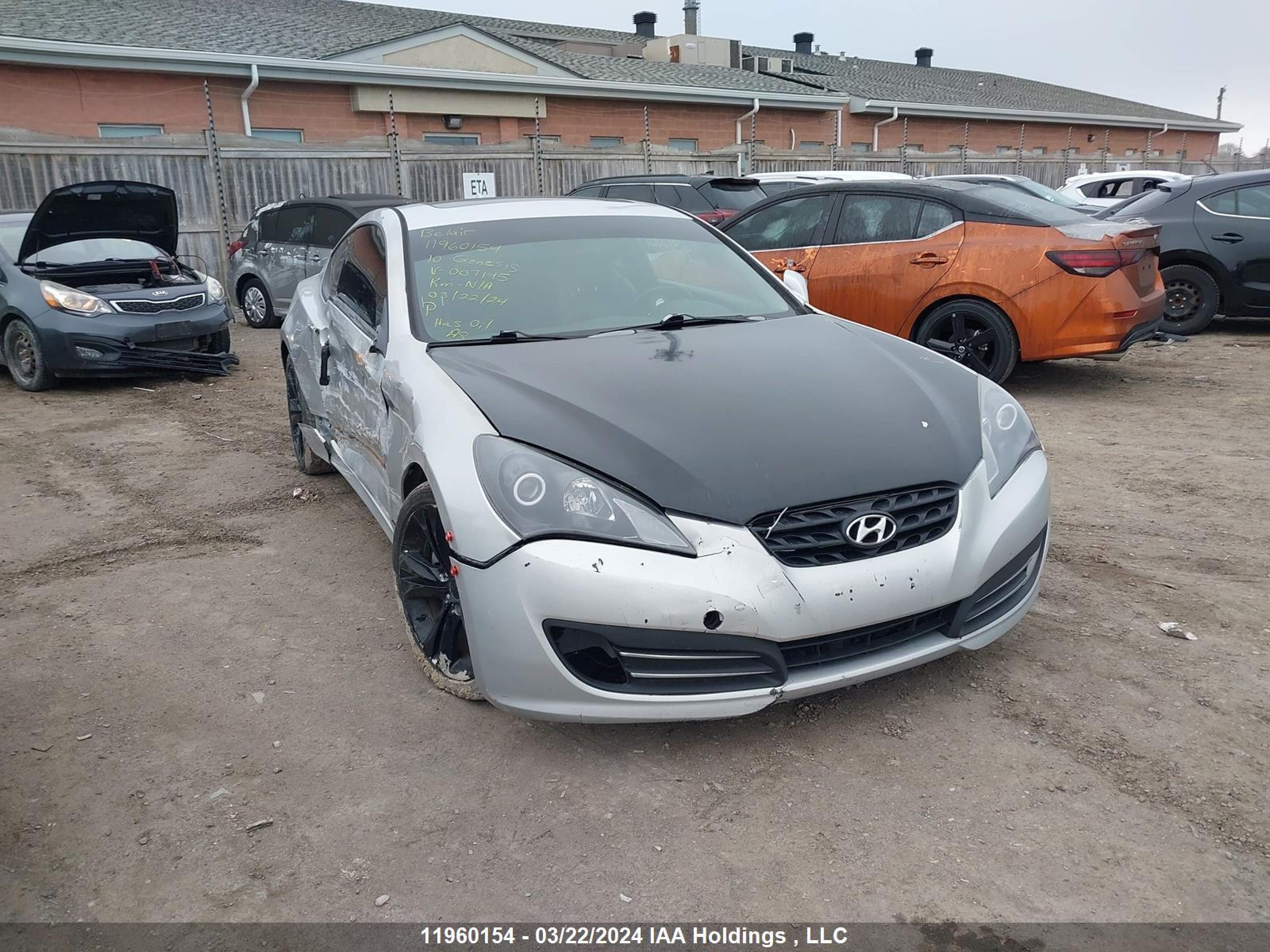 HYUNDAI GENESIS 2010 kmhhu6kh0au007145