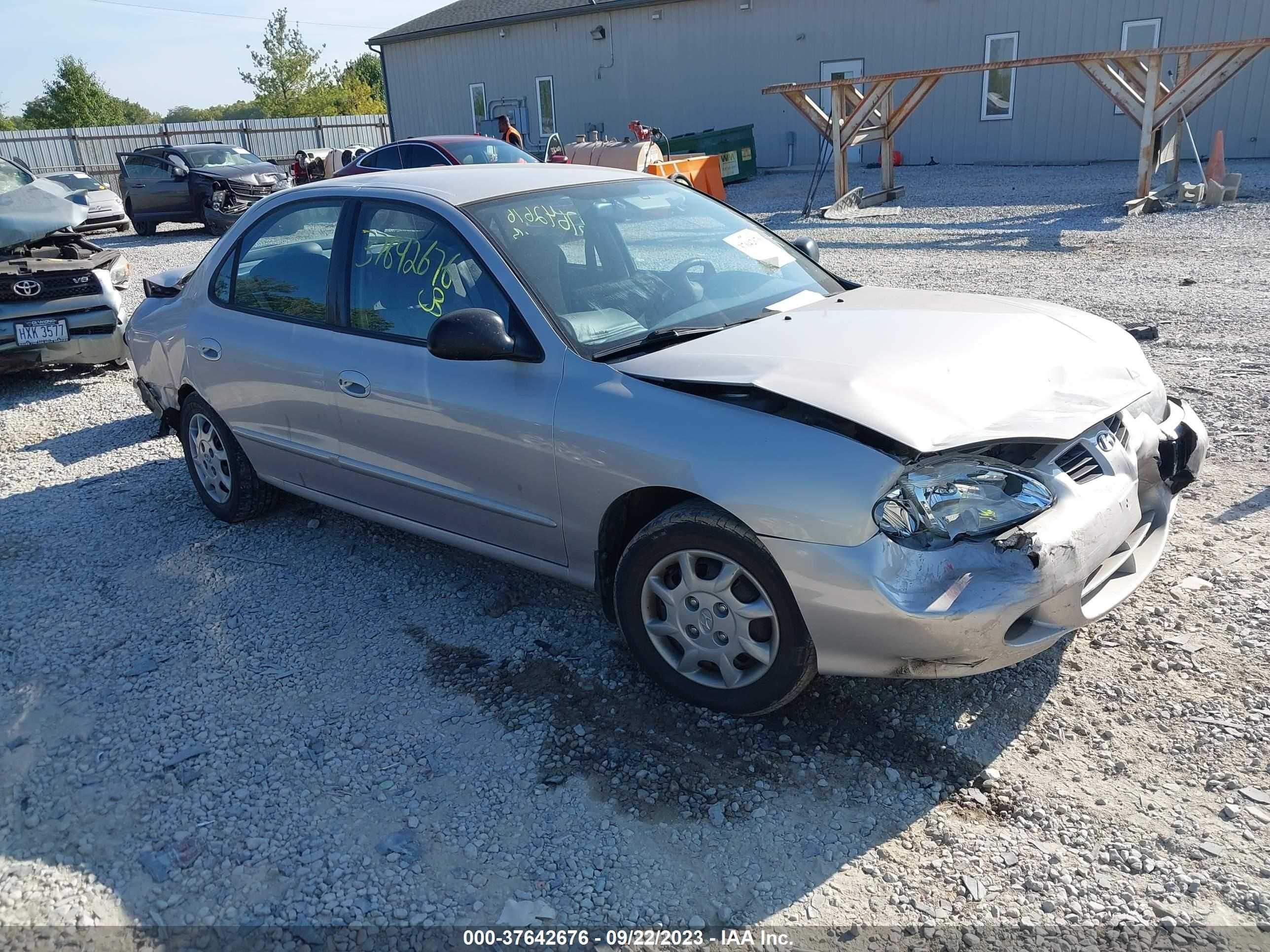 HYUNDAI ELANTRA 1999 kmhjf25f7xu856356