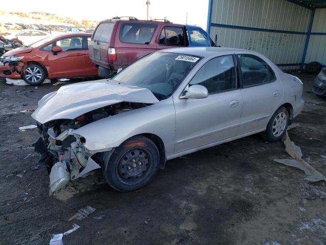 HYUNDAI ELANTRA 2000 kmhjf35f7yu992512