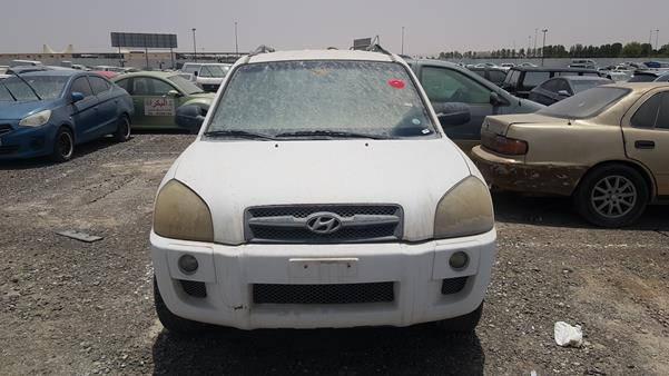 HYUNDAI TUCSON 2008 kmhjm81b08u739389