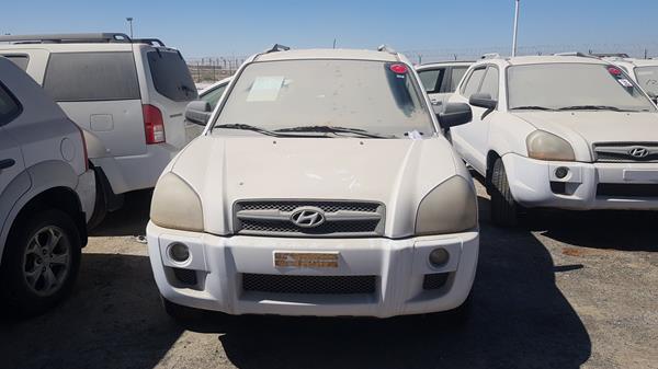 HYUNDAI TUCSON 2009 kmhjm81d19u929060