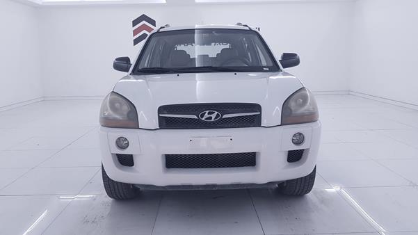 HYUNDAI TUCSON 2009 kmhjm81d19u980624