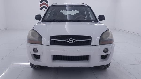 HYUNDAI TUCSON 2009 kmhjm81d49u981699