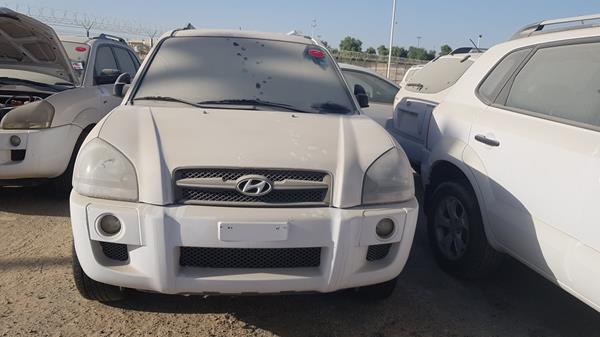 HYUNDAI TUCSON 2008 kmhjm81d68u890951