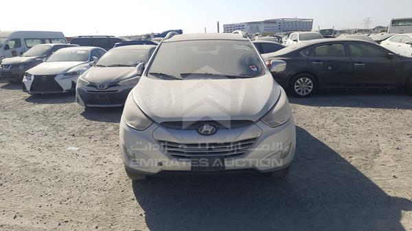 HYUNDAI TUCSON 2011 kmhjt81b7bu318747