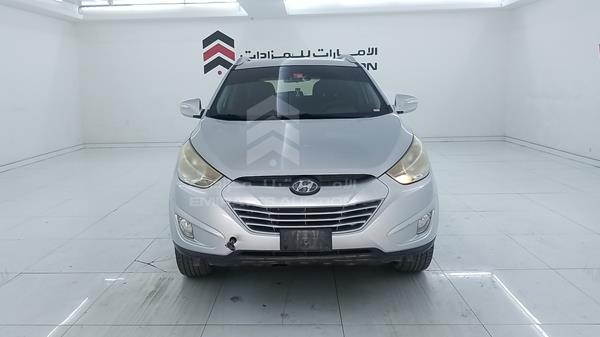 HYUNDAI TUCSON 2011 kmhjt81b9bu160444