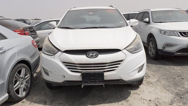 HYUNDAI TUCSON 2015 kmhjt81e3fu947048