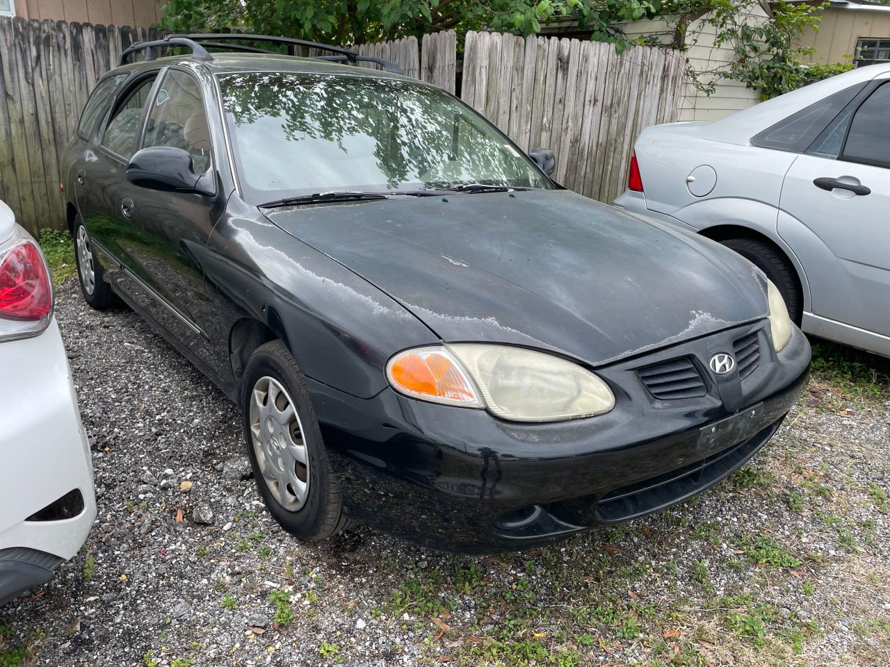 HYUNDAI ELANTRA 2000 kmhjw35f6yu177394