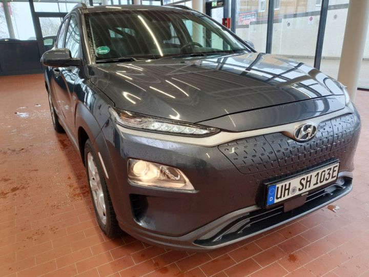 HYUNDAI KONA 2021 kmhk281hflu120542