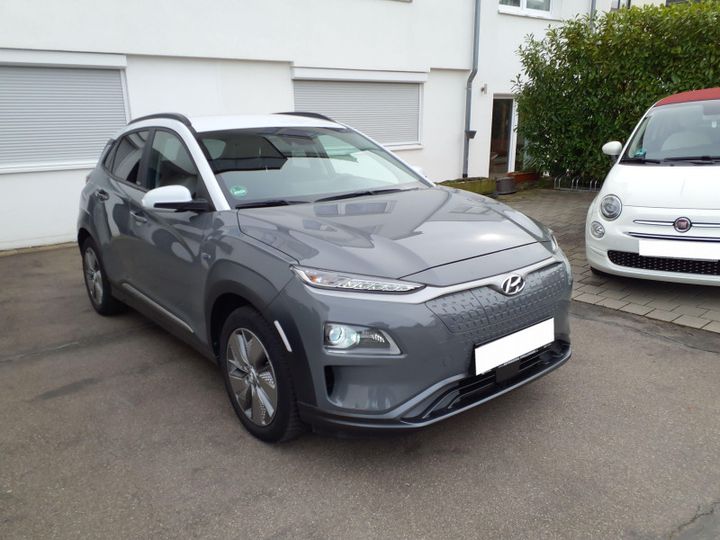 HYUNDAI KONA 2021 kmhk381hflu108553