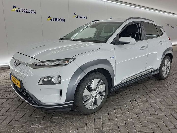 HYUNDAI KONA 2018 kmhk581gfku009881