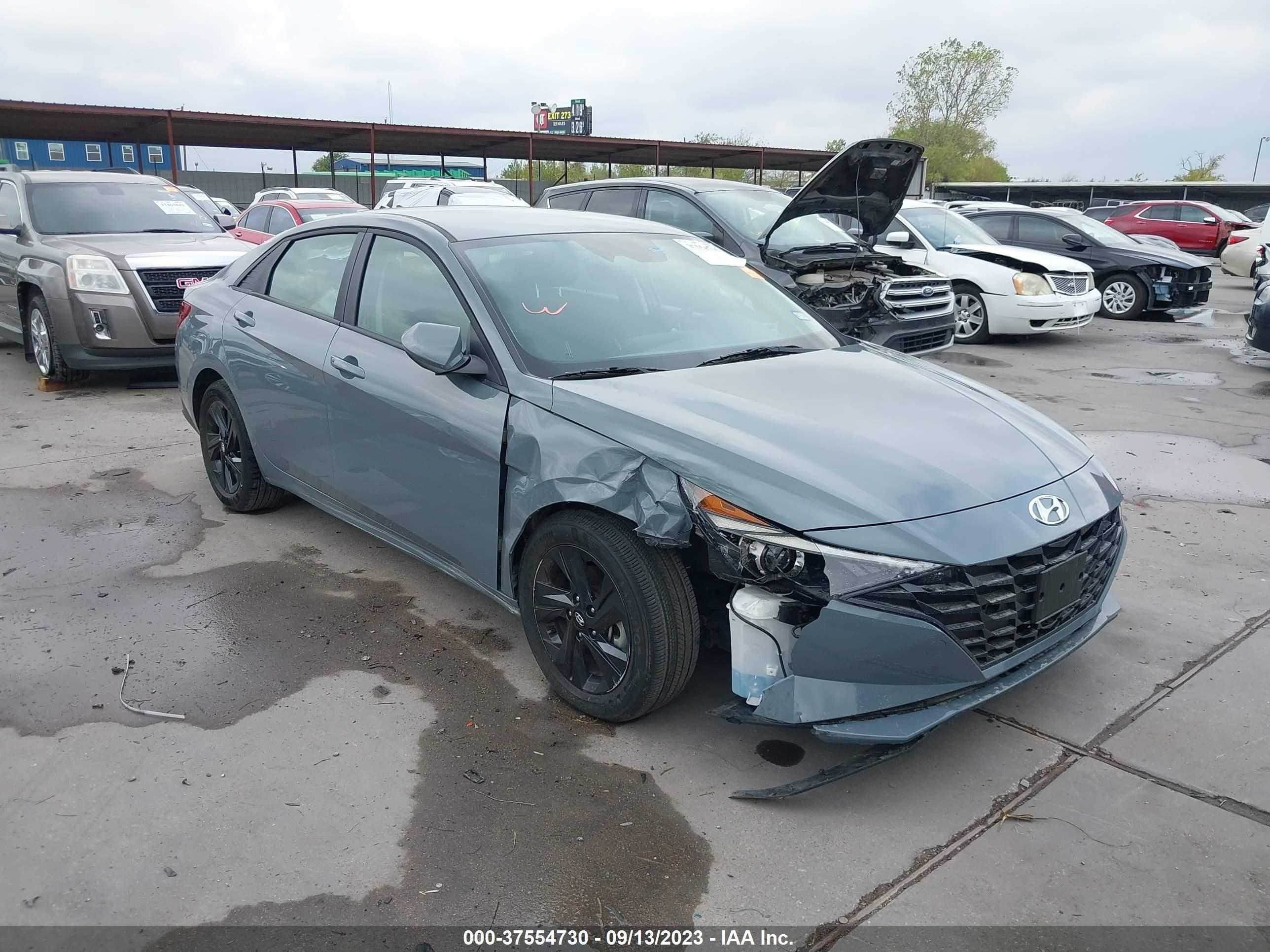 HYUNDAI ELANTRA 2022 kmhlm4ag5nu352880