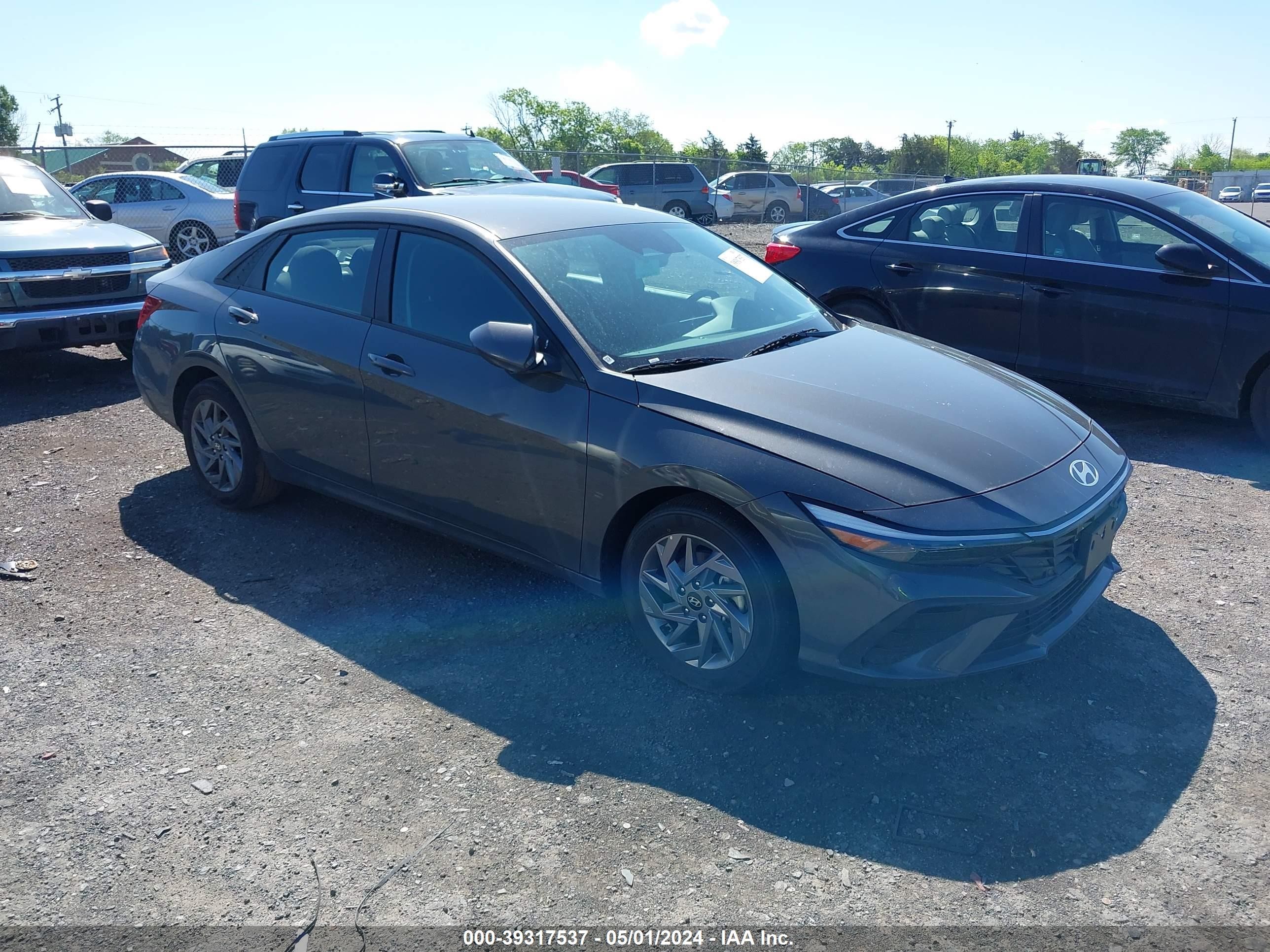 HYUNDAI ELANTRA 2024 kmhlm4dg6ru658925