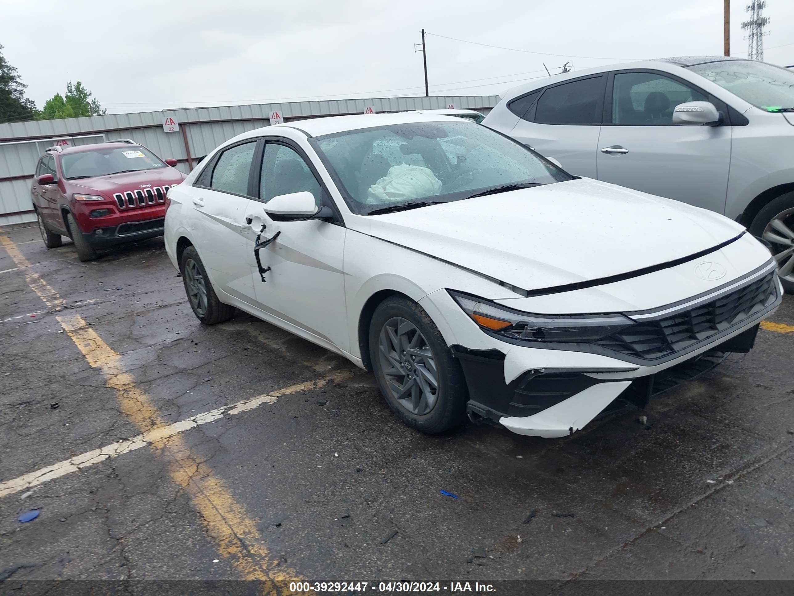 HYUNDAI ELANTRA 2024 kmhlm4dgxru651847