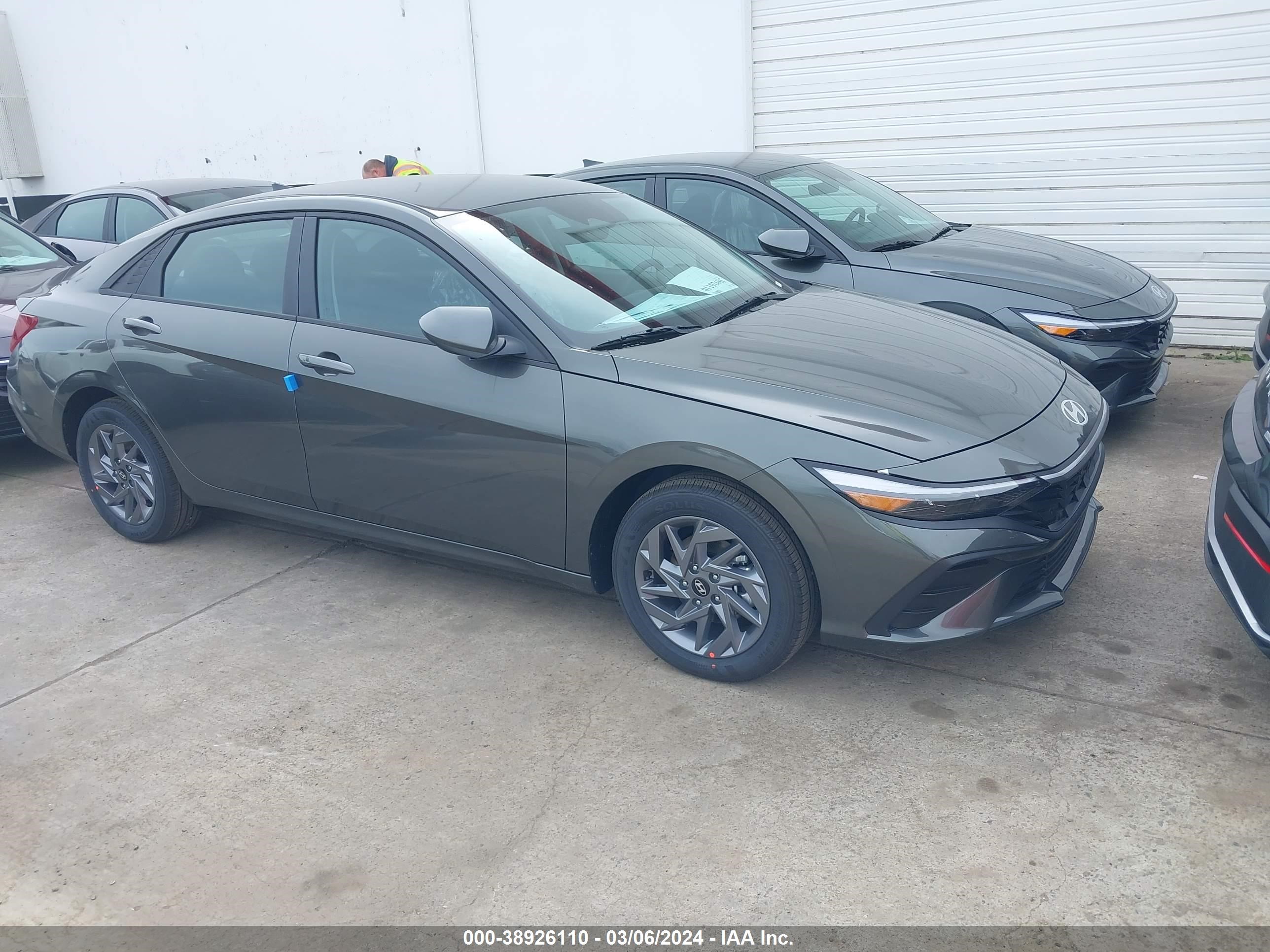 HYUNDAI ELANTRA 2024 kmhlm4dj3ru103412