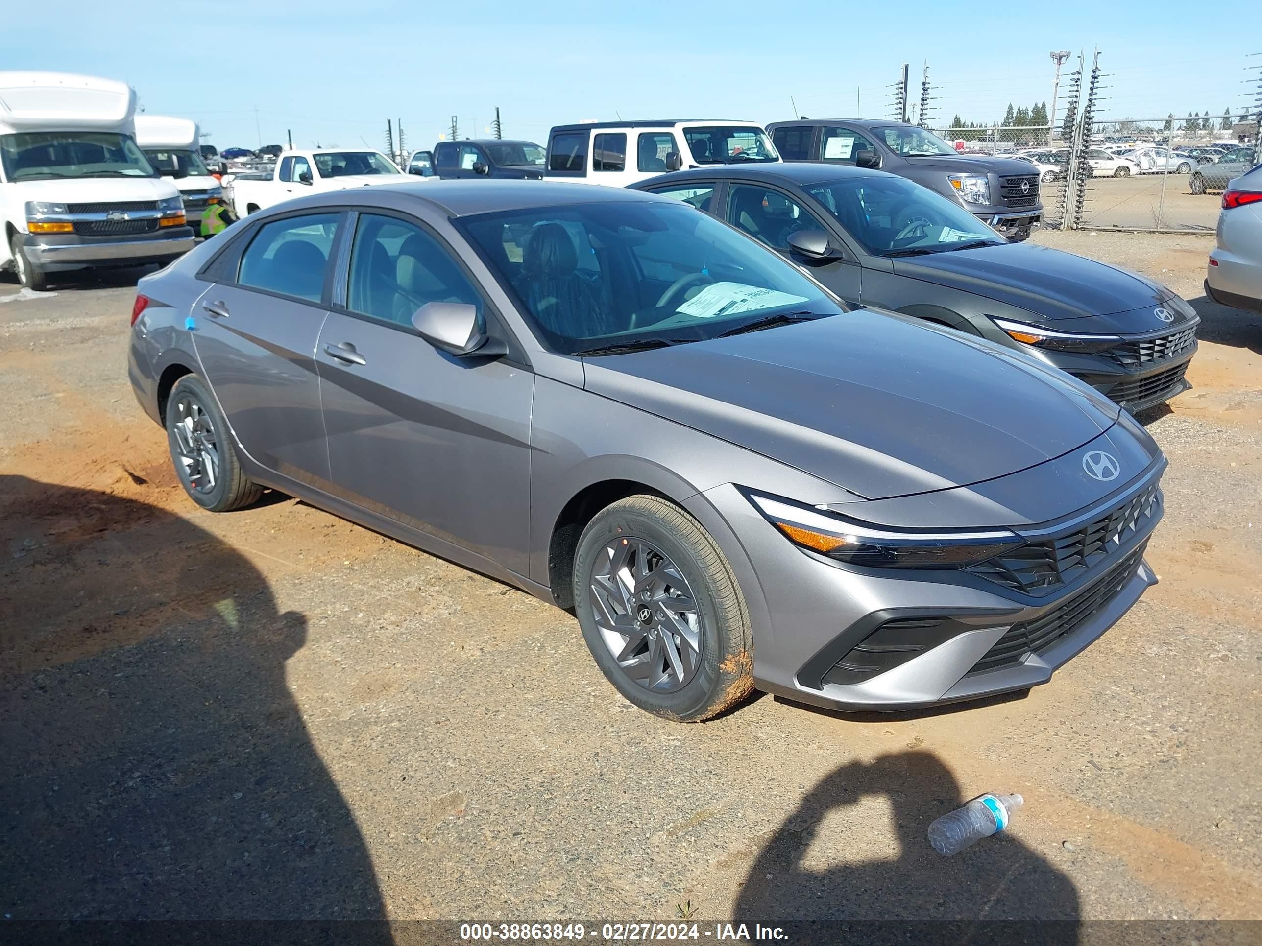 HYUNDAI ELANTRA 2024 kmhlm4dj4ru104844