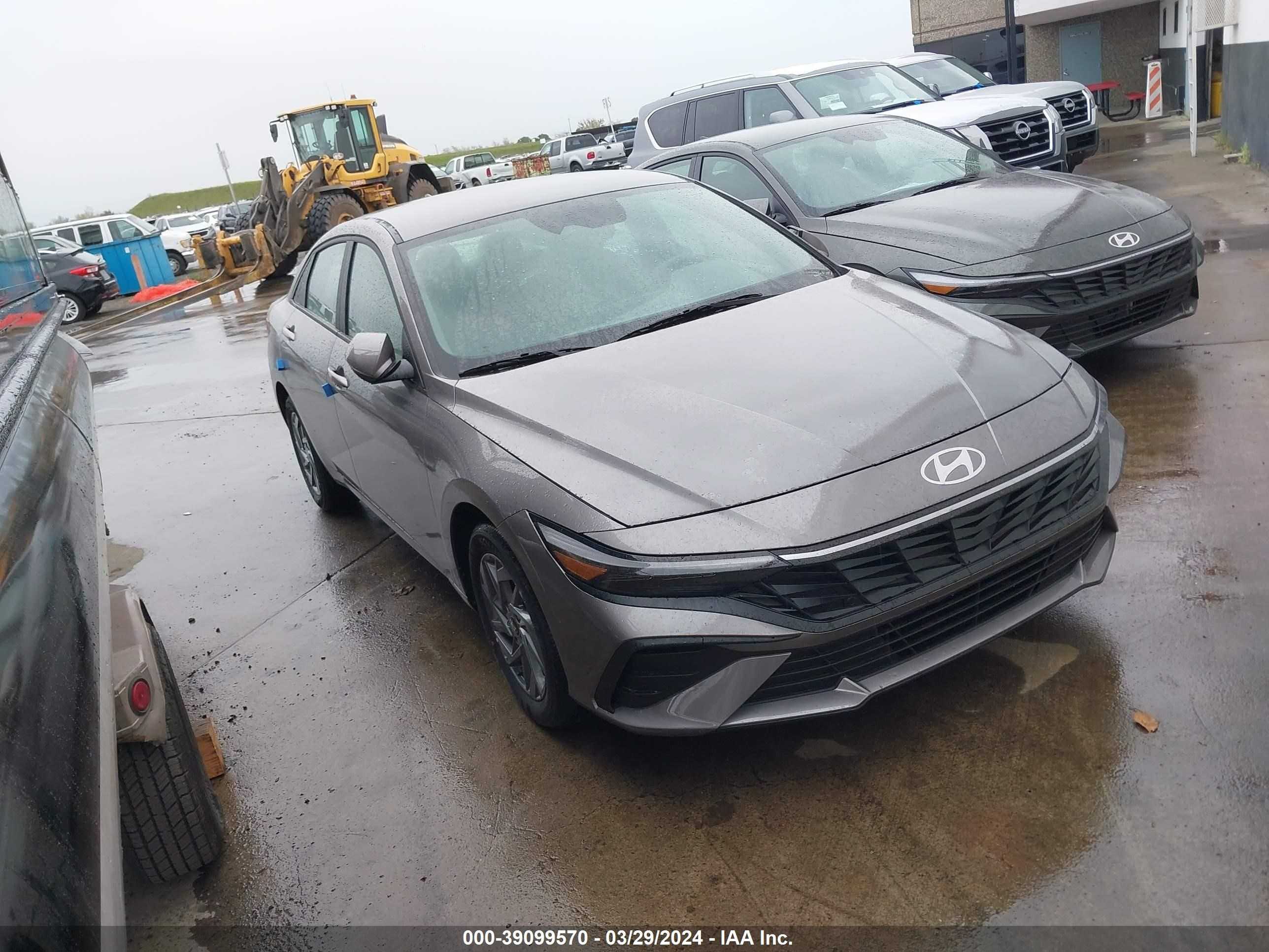 HYUNDAI ELANTRA 2024 kmhlm4dj8ru104619