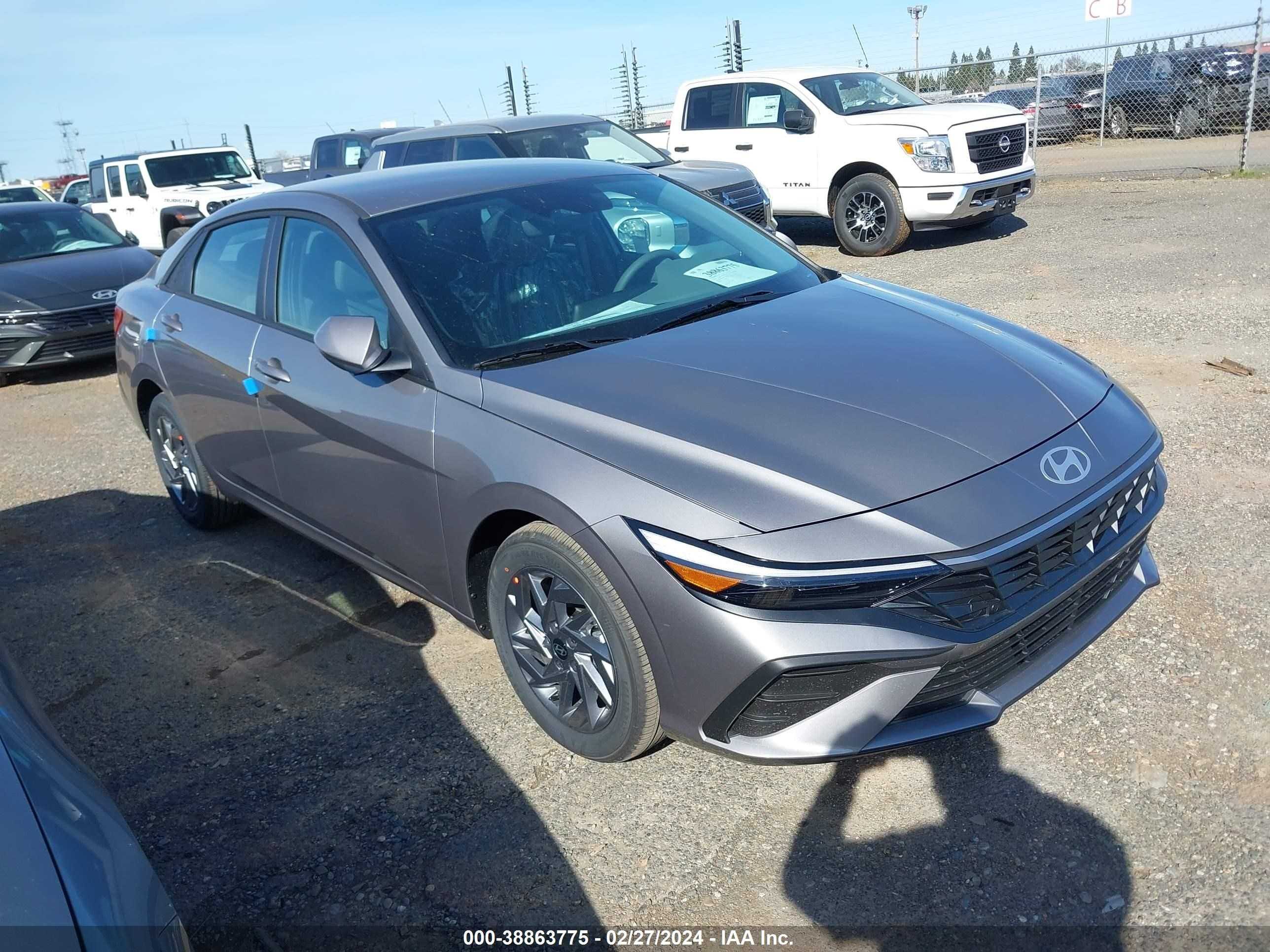 HYUNDAI ELANTRA 2024 kmhlm4djxru104895