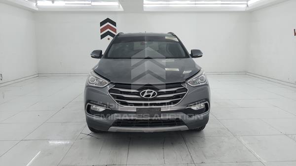 HYUNDAI SANTA FE 2018 kmhst81c1ju797694