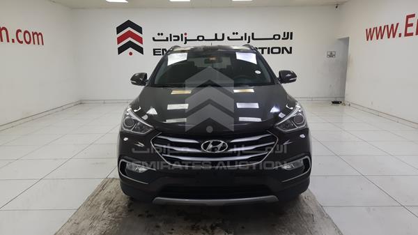 HYUNDAI SANTA FE 2017 kmhst81c5hu661434