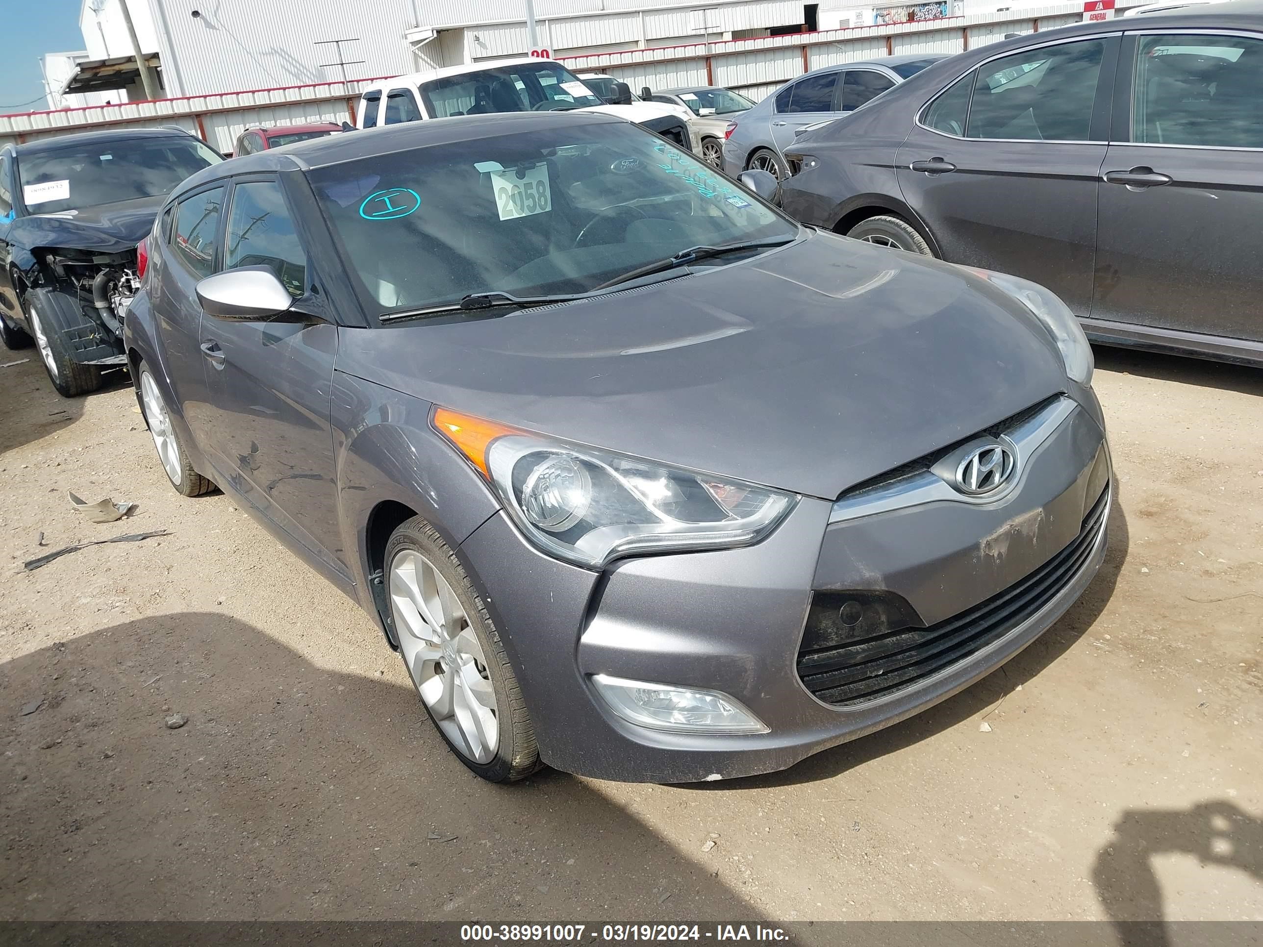 HYUNDAI VELOSTER 2013 kmhtc6ad2du151179