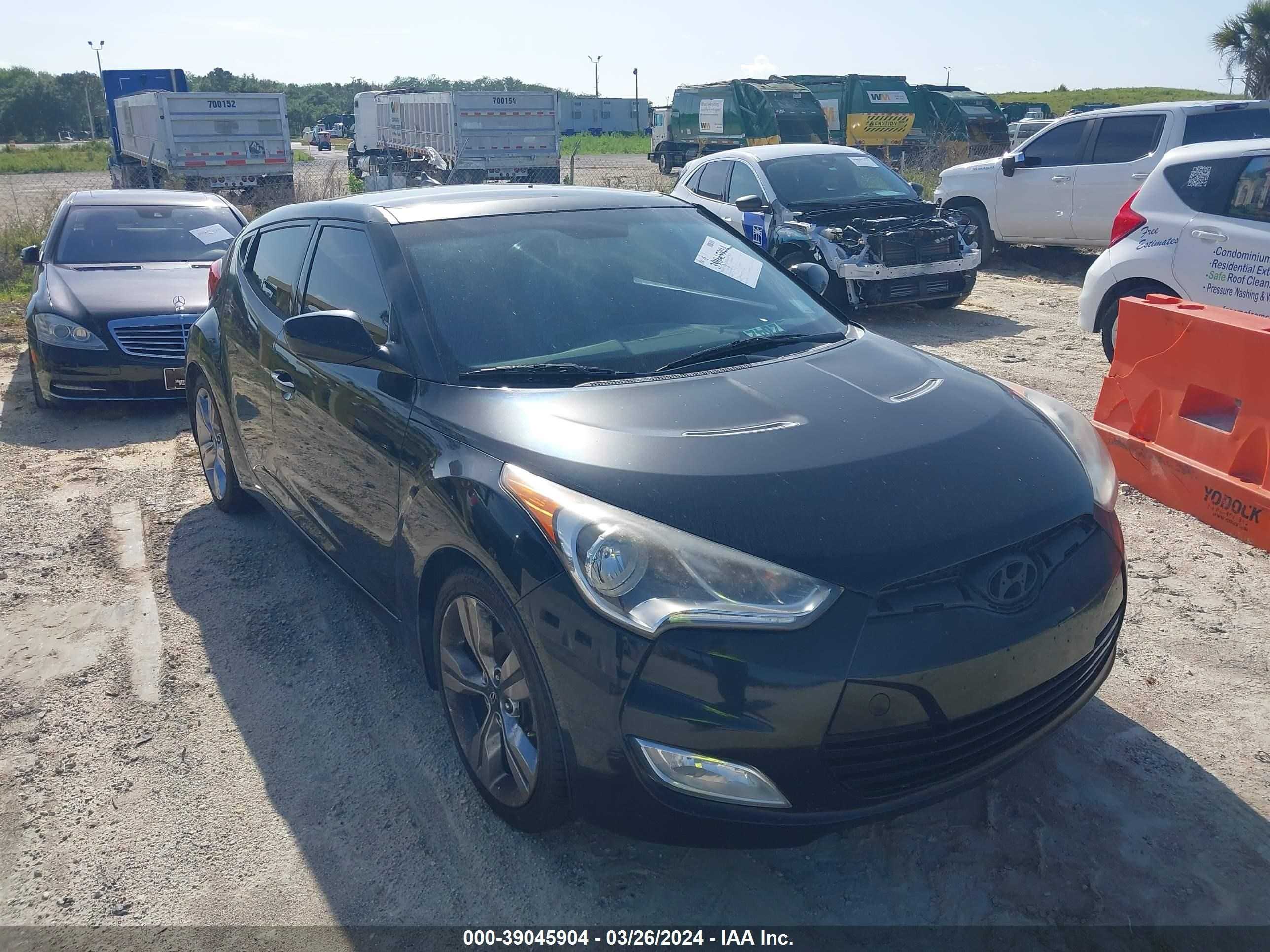 HYUNDAI VELOSTER 2013 kmhtc6ad2du176375