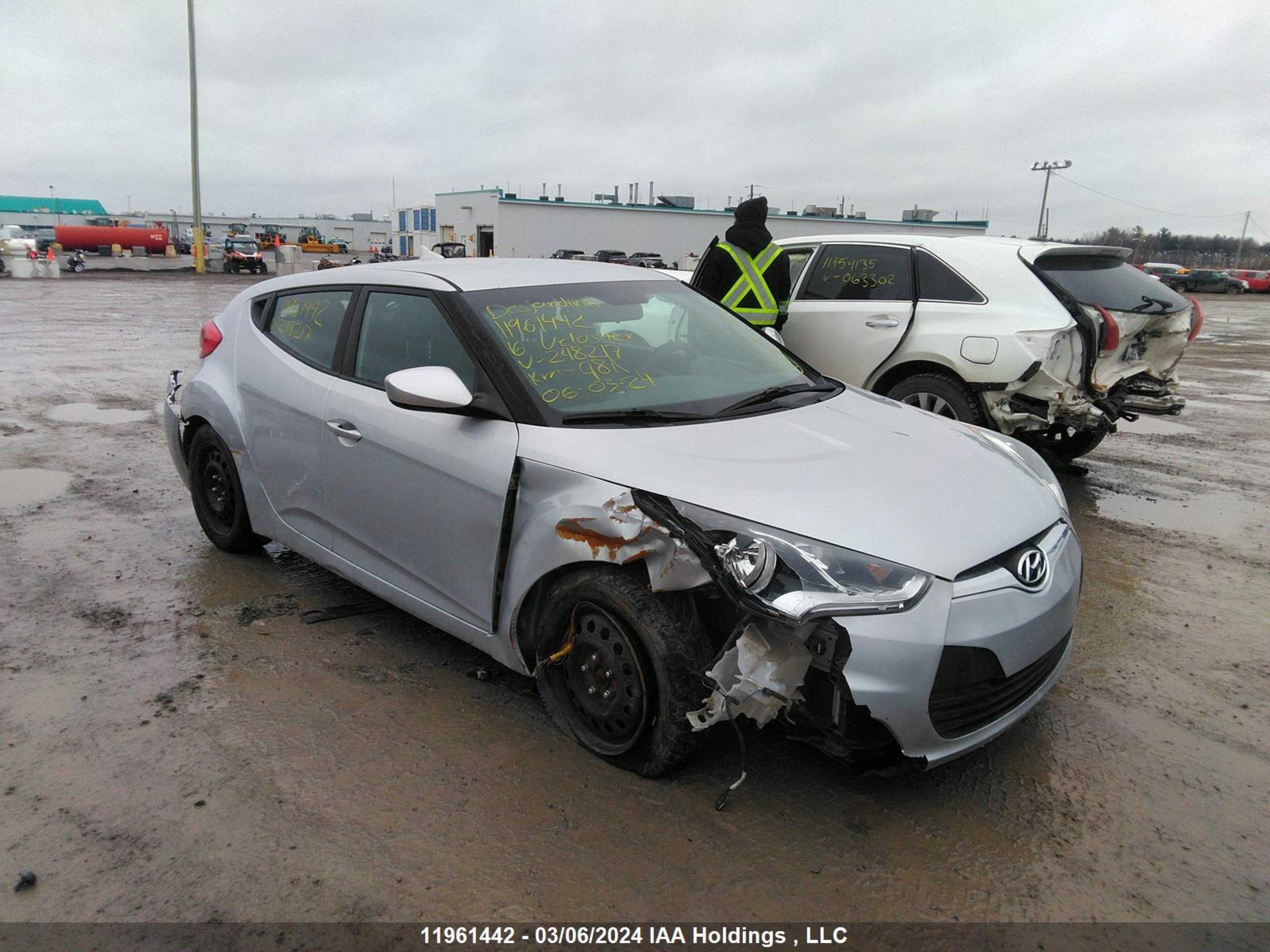 HYUNDAI VELOSTER 2016 kmhtc6ad3gu248217