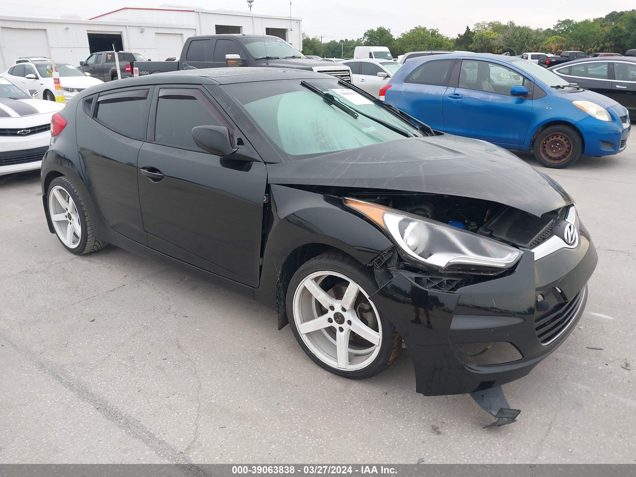 HYUNDAI VELOSTER 2016 kmhtc6ad5gu303346