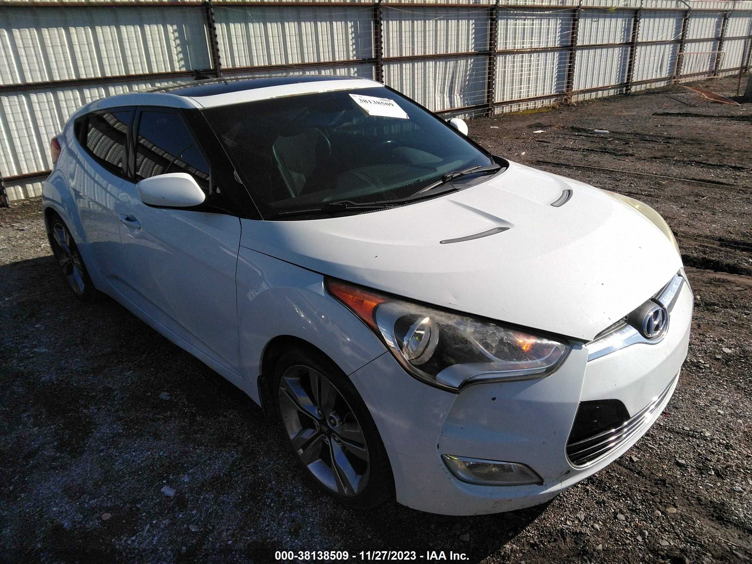 HYUNDAI VELOSTER 2013 kmhtc6ad7du173453