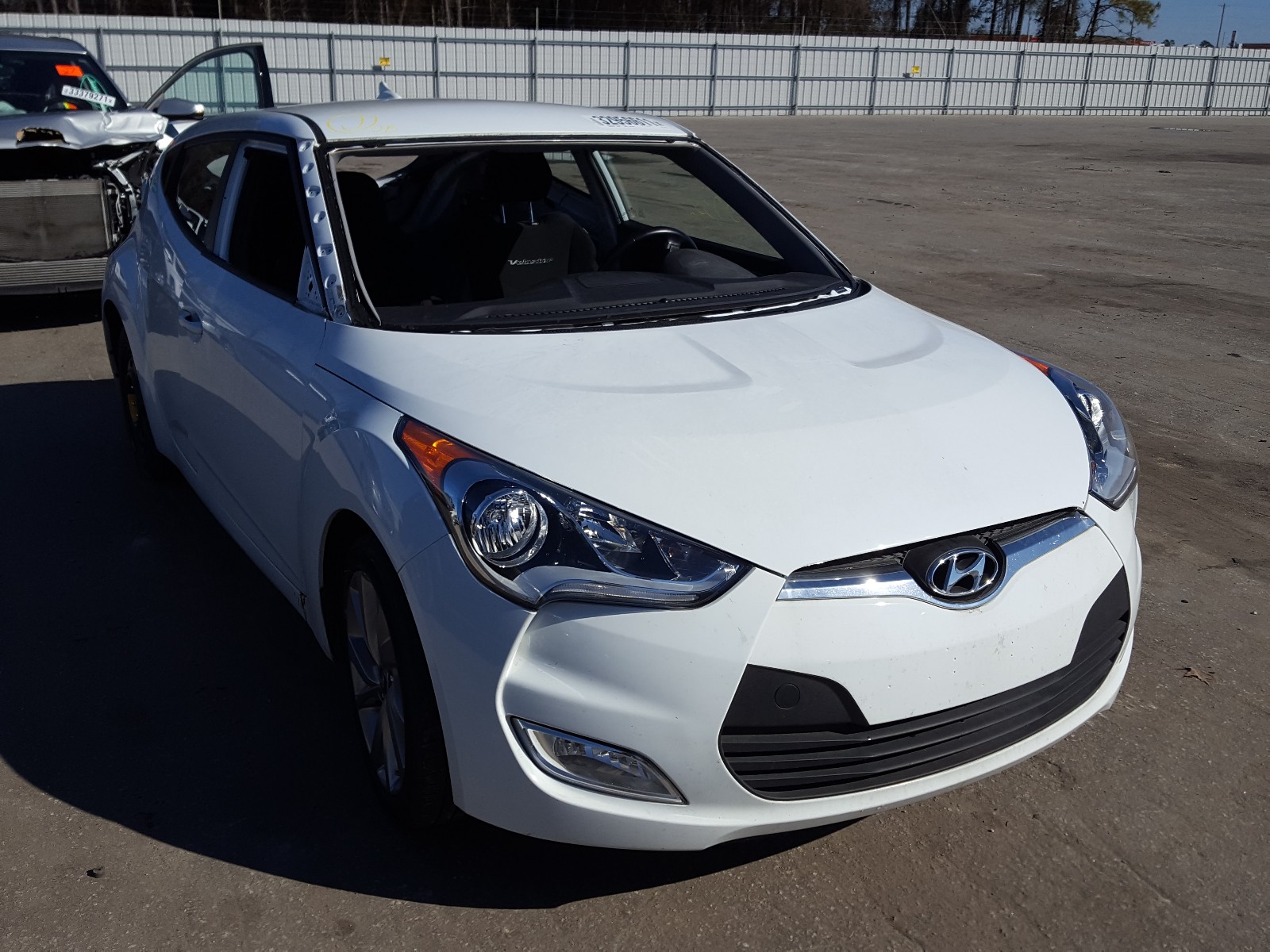 HYUNDAI VELOSTER 2017 kmhtc6ad8hu317081