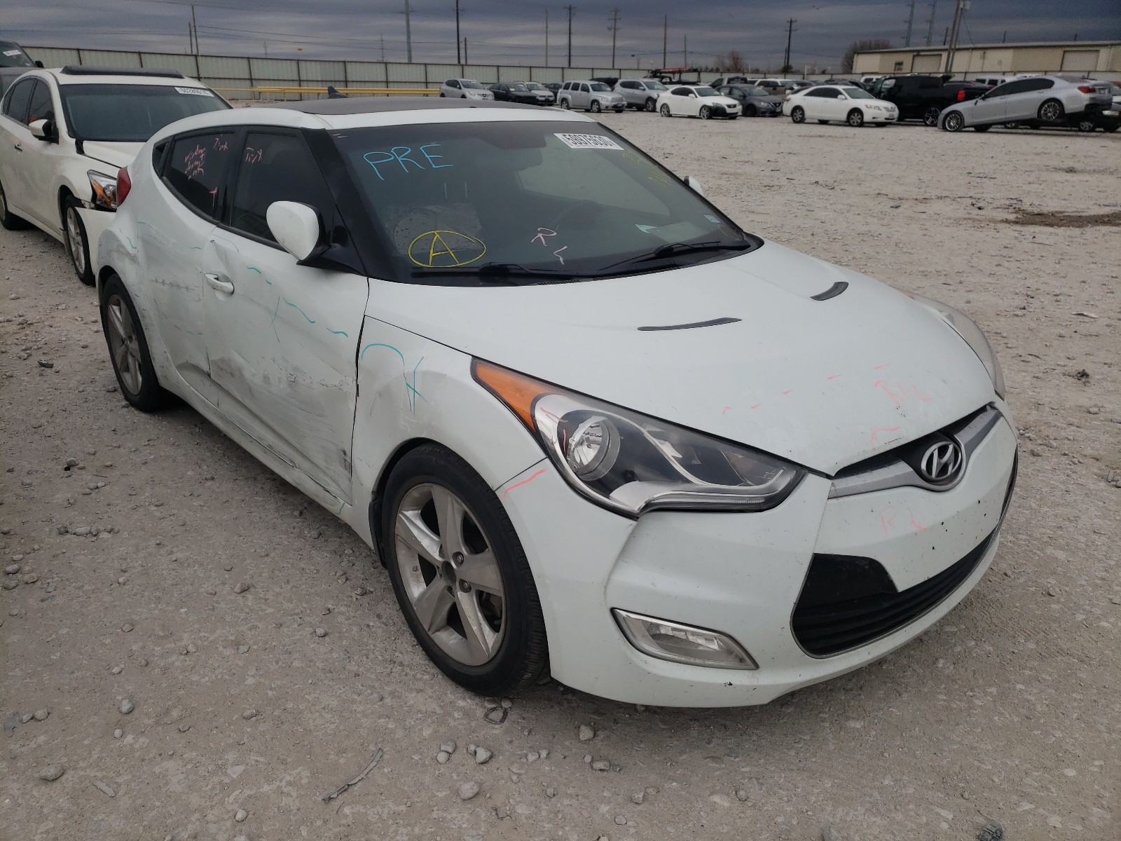 HYUNDAI VELOSTER 2013 kmhtc6ad9du174023