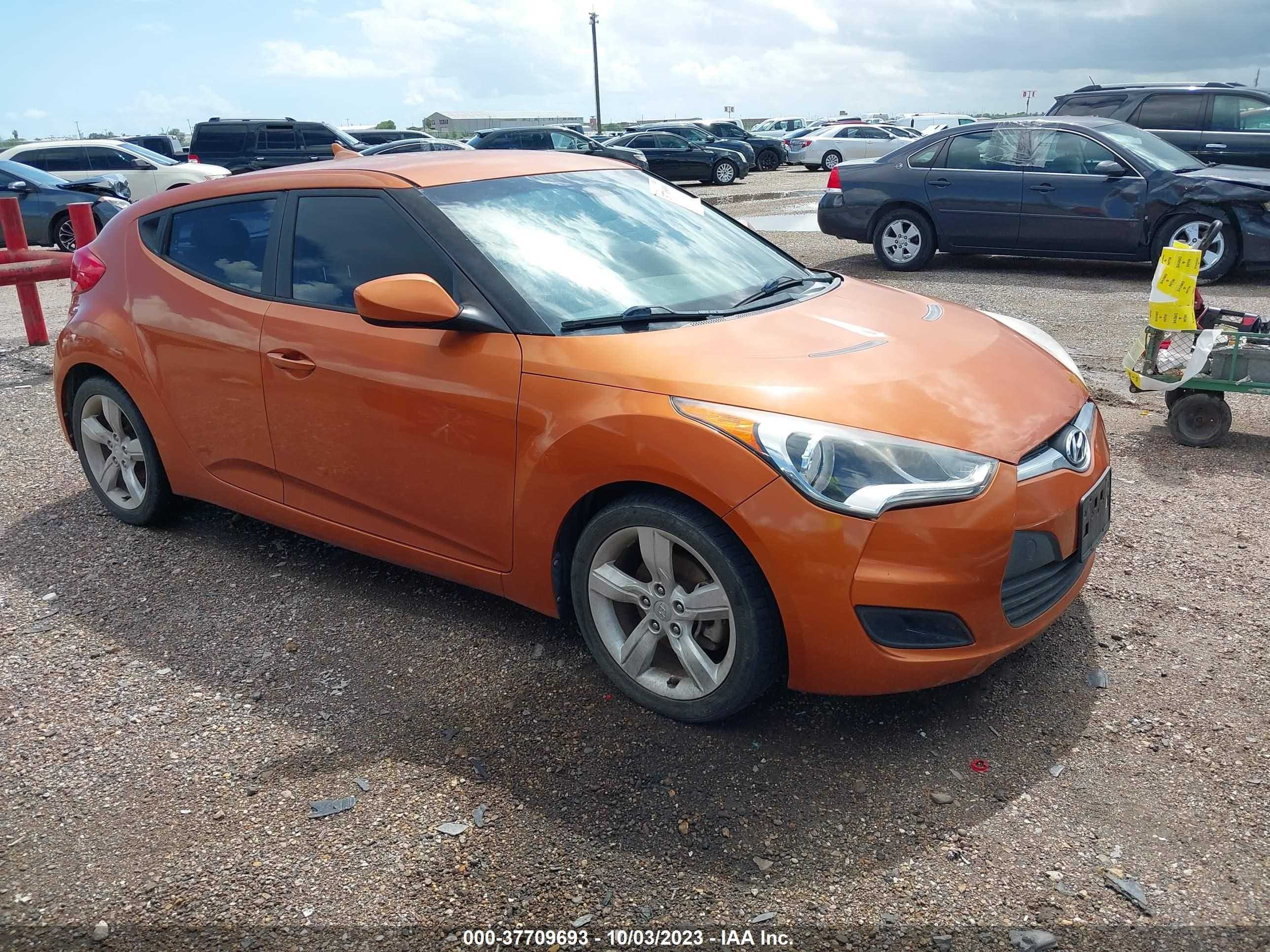 HYUNDAI VELOSTER 2013 kmhtc6adxdu088283