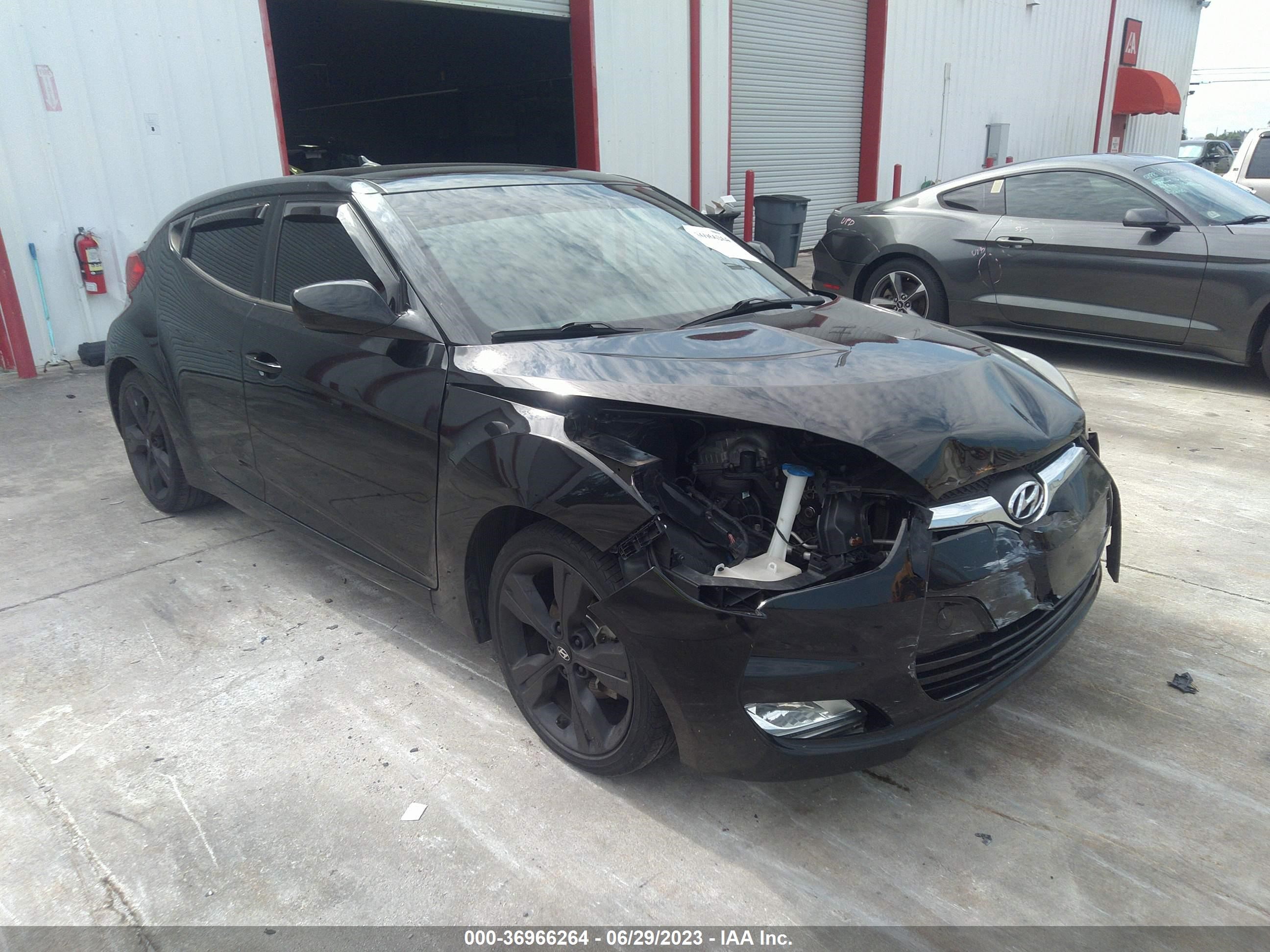 HYUNDAI VELOSTER 2016 kmhtc6adxgu263619