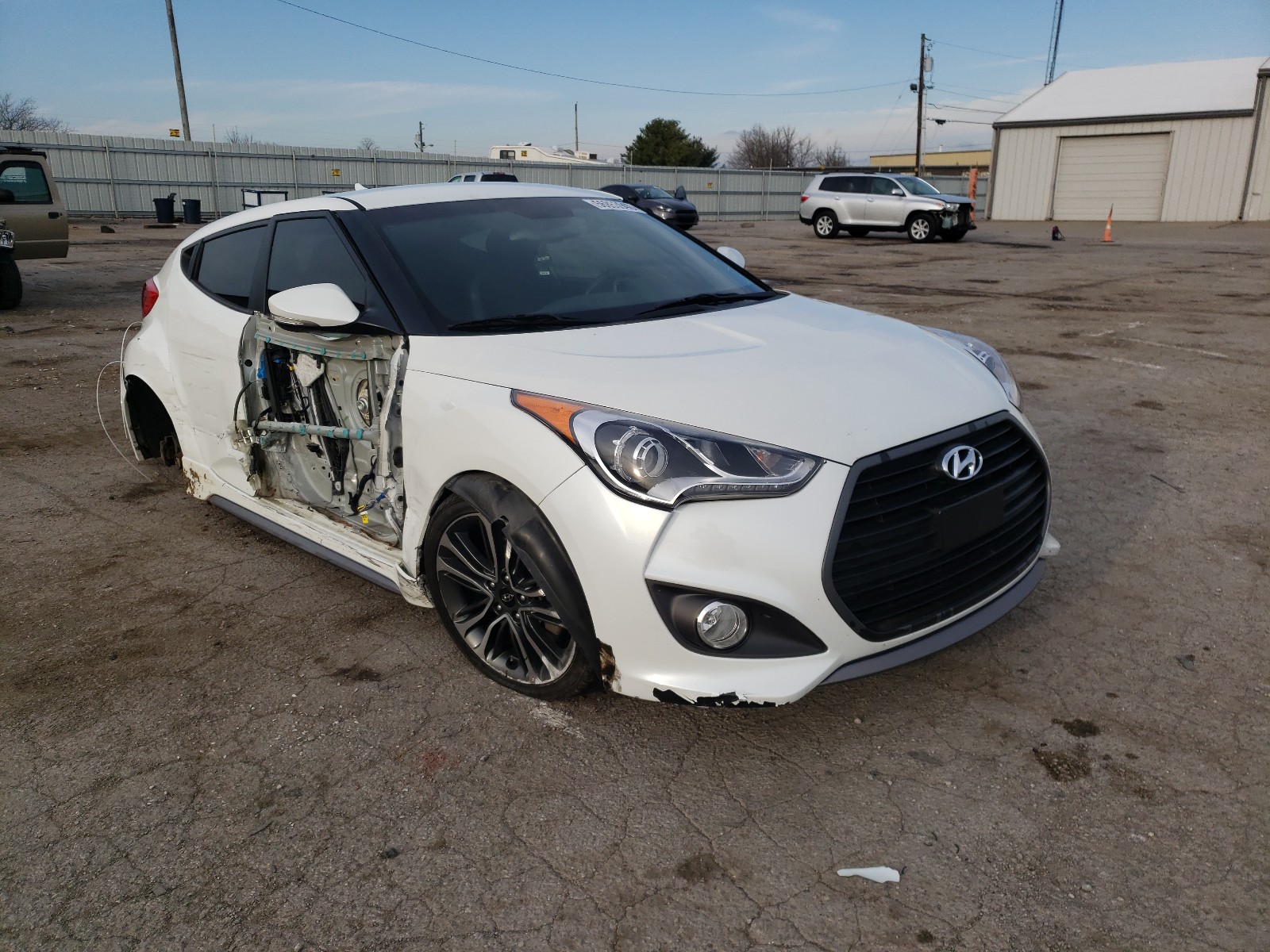 HYUNDAI VELOSTER 2016 kmhtc6ae1gu268801