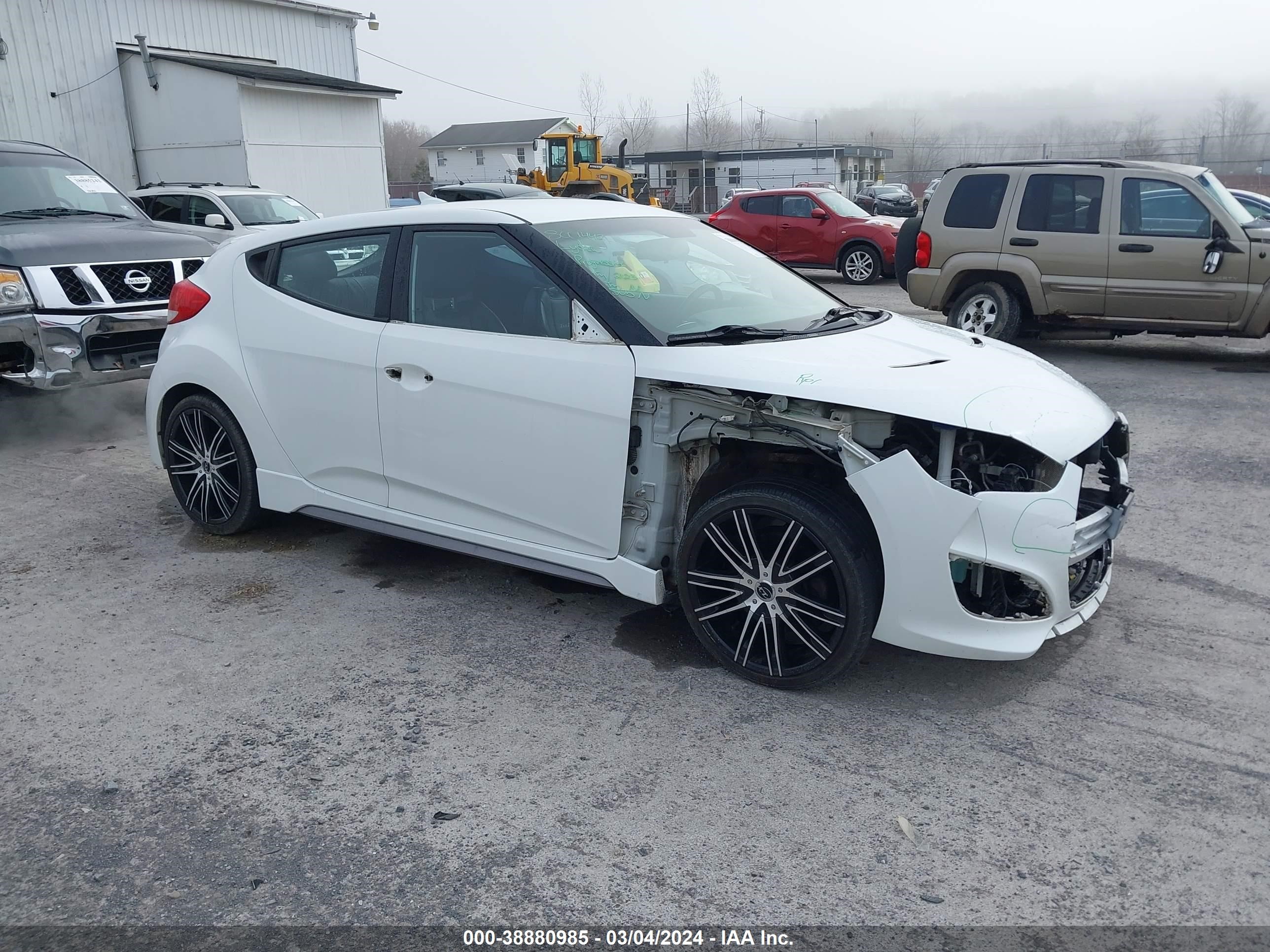 HYUNDAI VELOSTER 2015 kmhtc6ae2fu229830