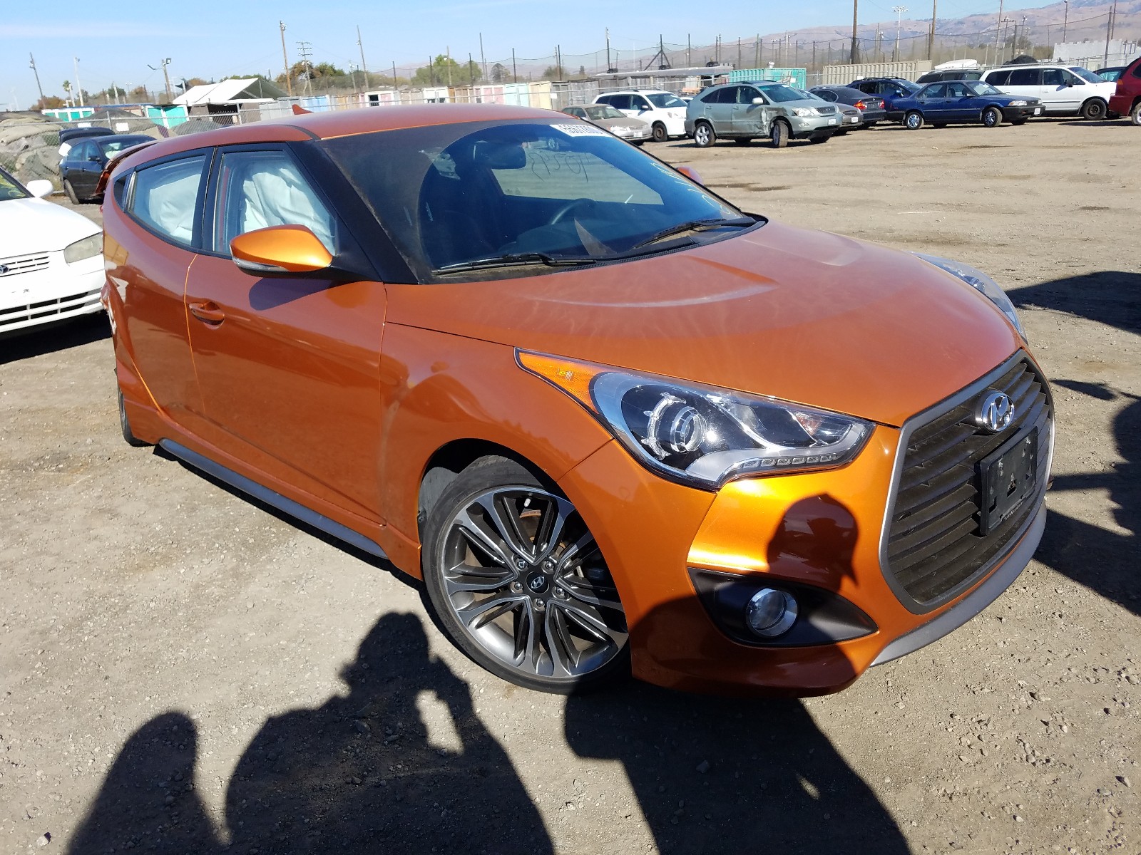 HYUNDAI VELOSTER T 2016 kmhtc6ae2gu282612