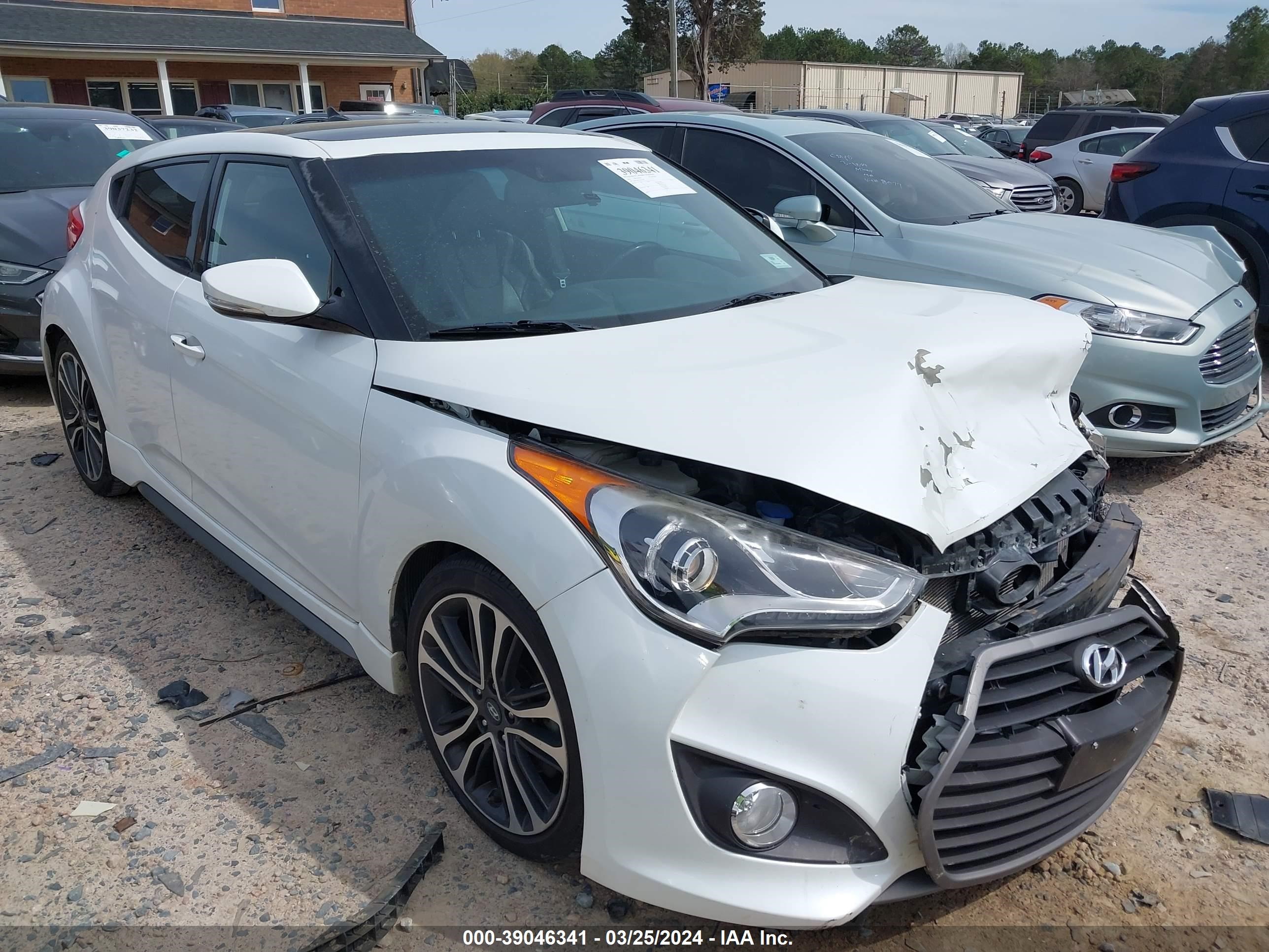 HYUNDAI VELOSTER 2016 kmhtc6ae2gu285087