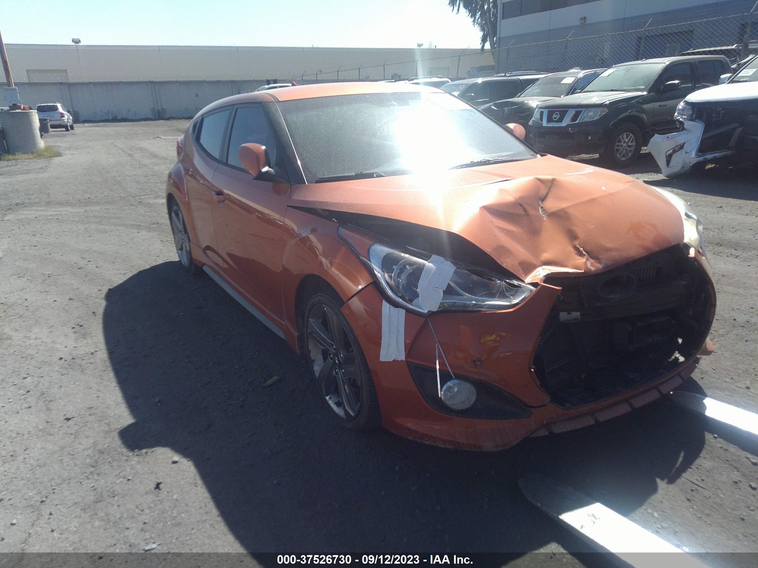 HYUNDAI VELOSTER 2015 kmhtc6ae4fu223222