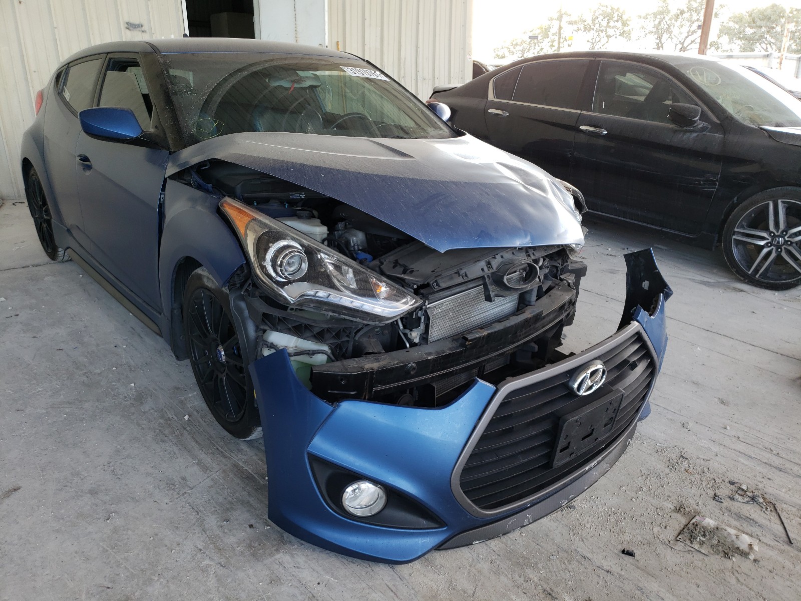 HYUNDAI VELOSTER T 2016 kmhtc6ae4gu264189