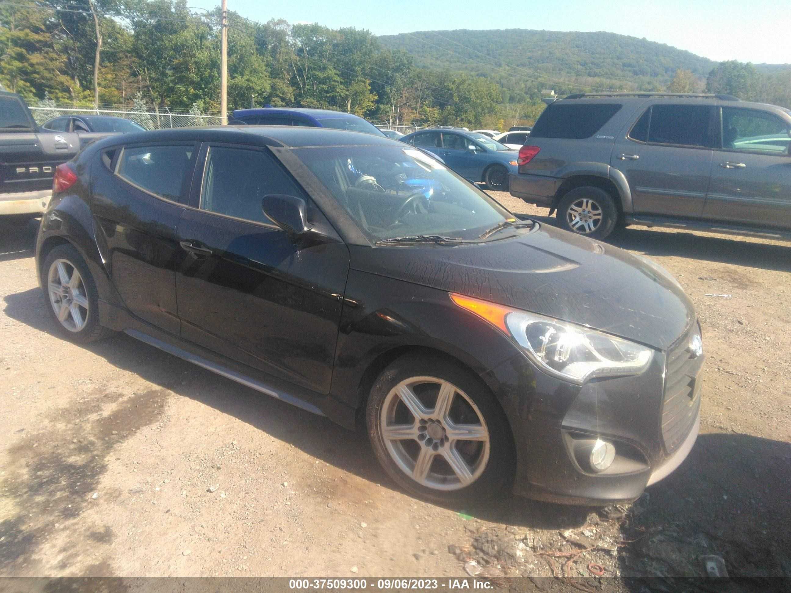 HYUNDAI VELOSTER 2015 kmhtc6ae9fu233096