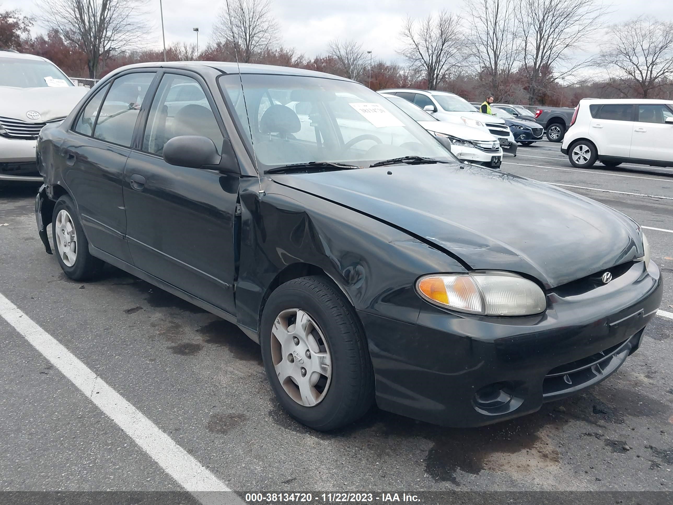 HYUNDAI ACCENT 1999 kmhvf24n2xu561711