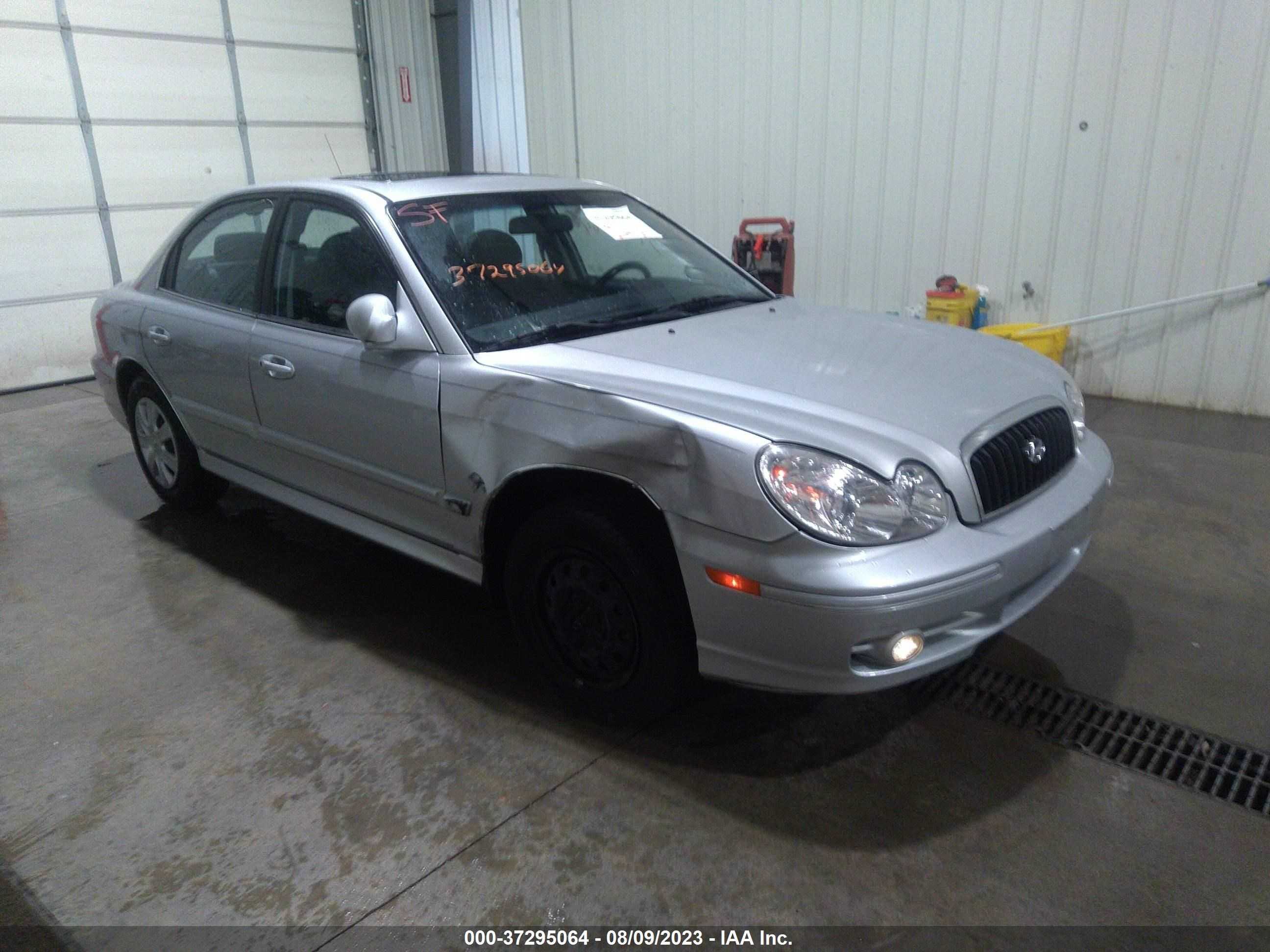 HYUNDAI SONATA 2004 kmhwf25h84a043967