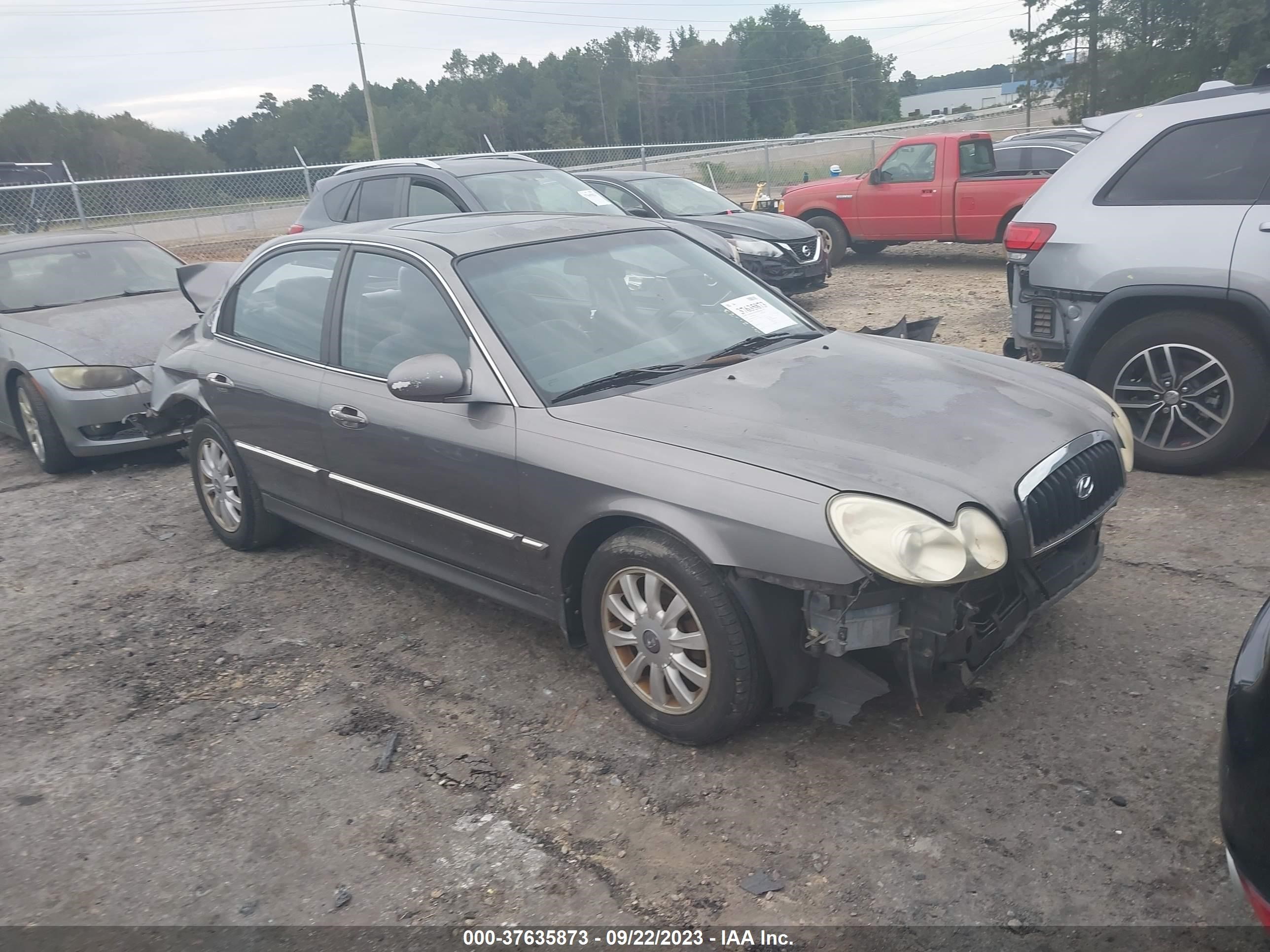 HYUNDAI SONATA 2004 kmhwf35h14a011108