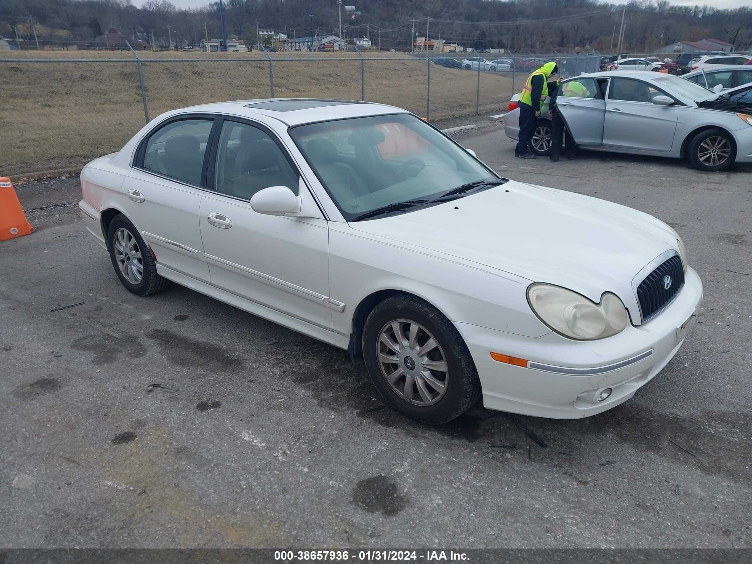 HYUNDAI SONATA 2004 kmhwf35h64a989913