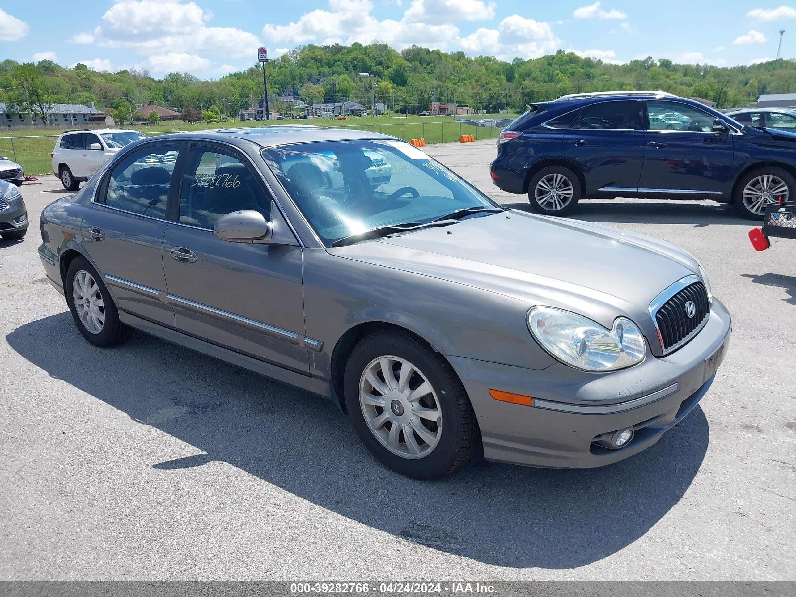 HYUNDAI SONATA 2004 kmhwf35h94a979733