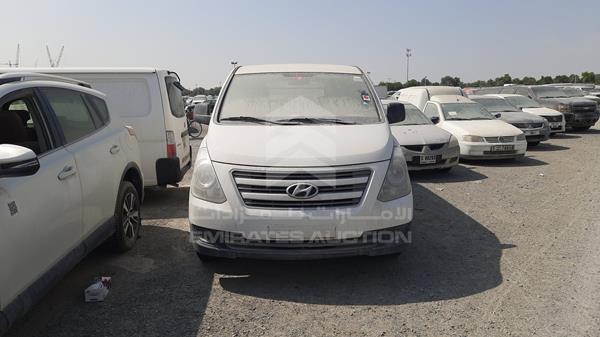 HYUNDAI H1 2018 kmhwg81r1ju927600