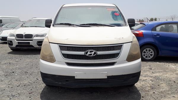 HYUNDAI H1 2018 kmjwa37r6ju990900