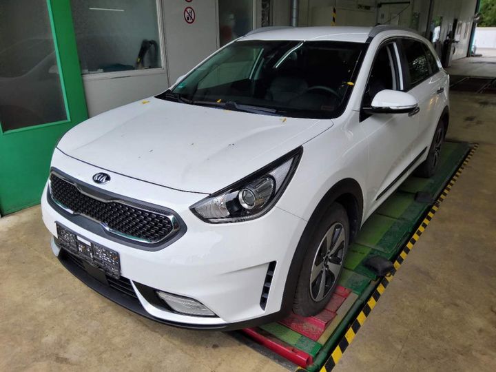 KIA NIRO (DE)(2016-&GT) 2018 knacc81cgj5145835